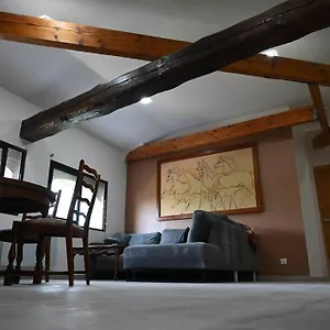  Appartement Superbe Entierement Refait A Neuf